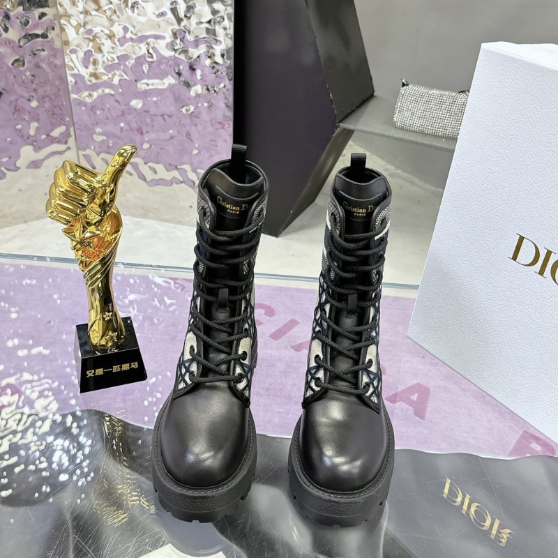 ch**an D*or boots